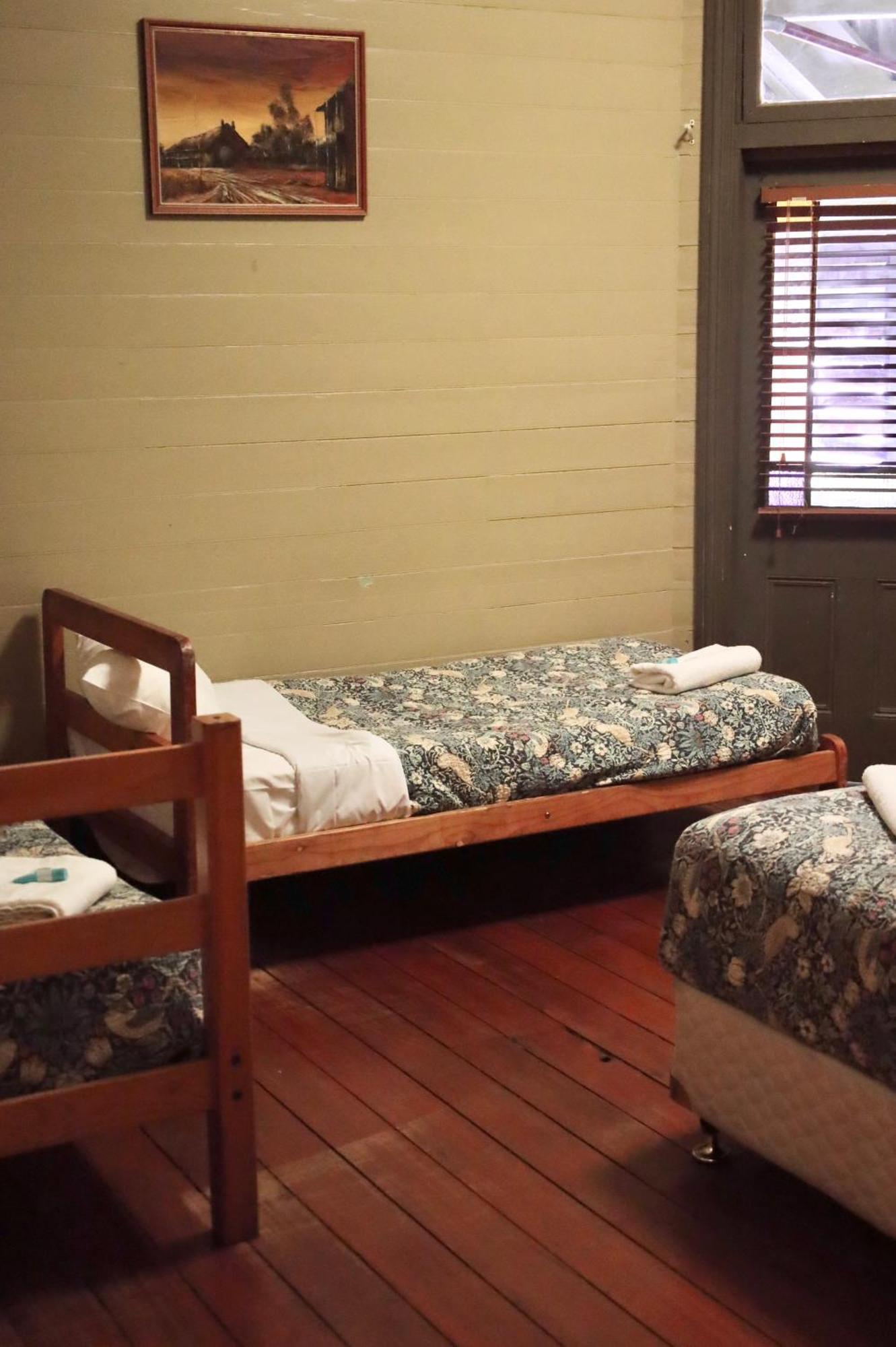 Hotel The Middle Pub Mullumbimby Habitación foto