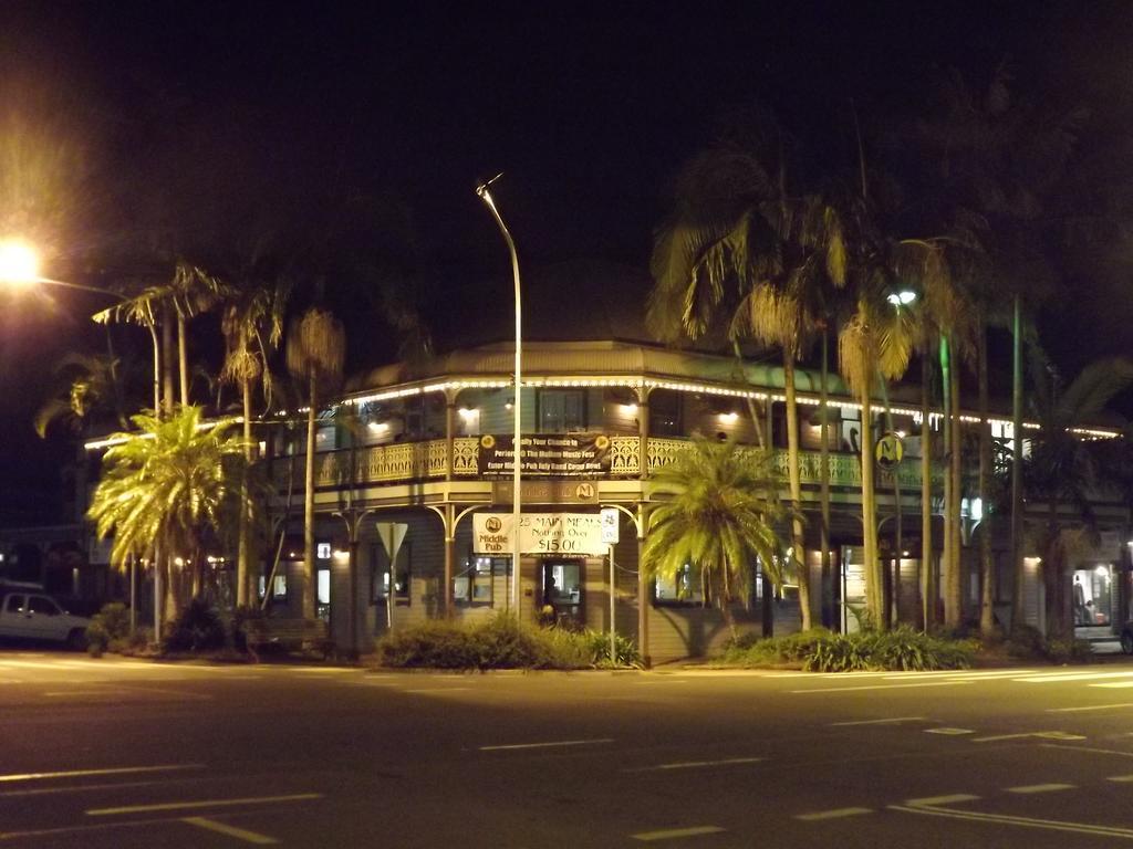 Hotel The Middle Pub Mullumbimby Exterior foto