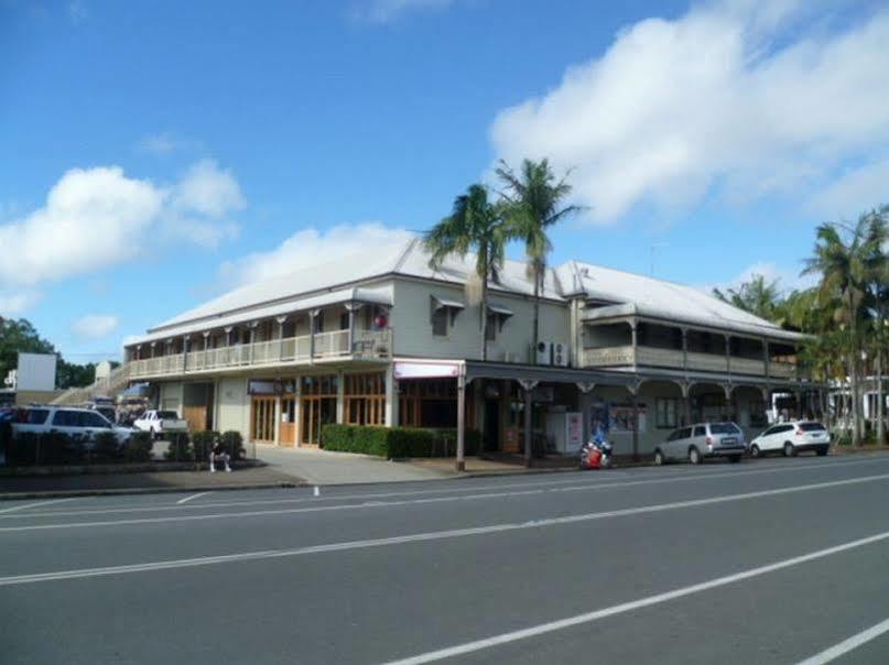 Hotel The Middle Pub Mullumbimby Exterior foto